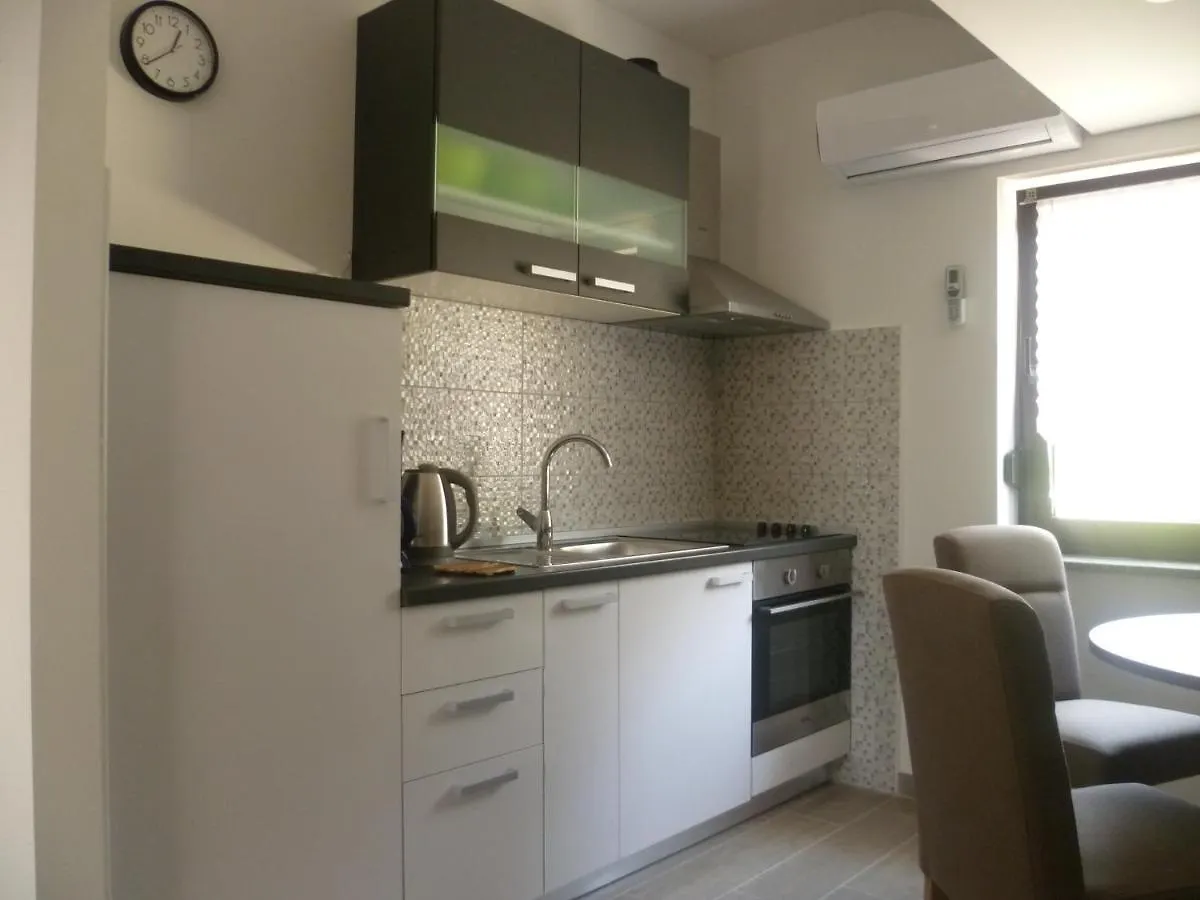 Apartment Jana Traù Croazia